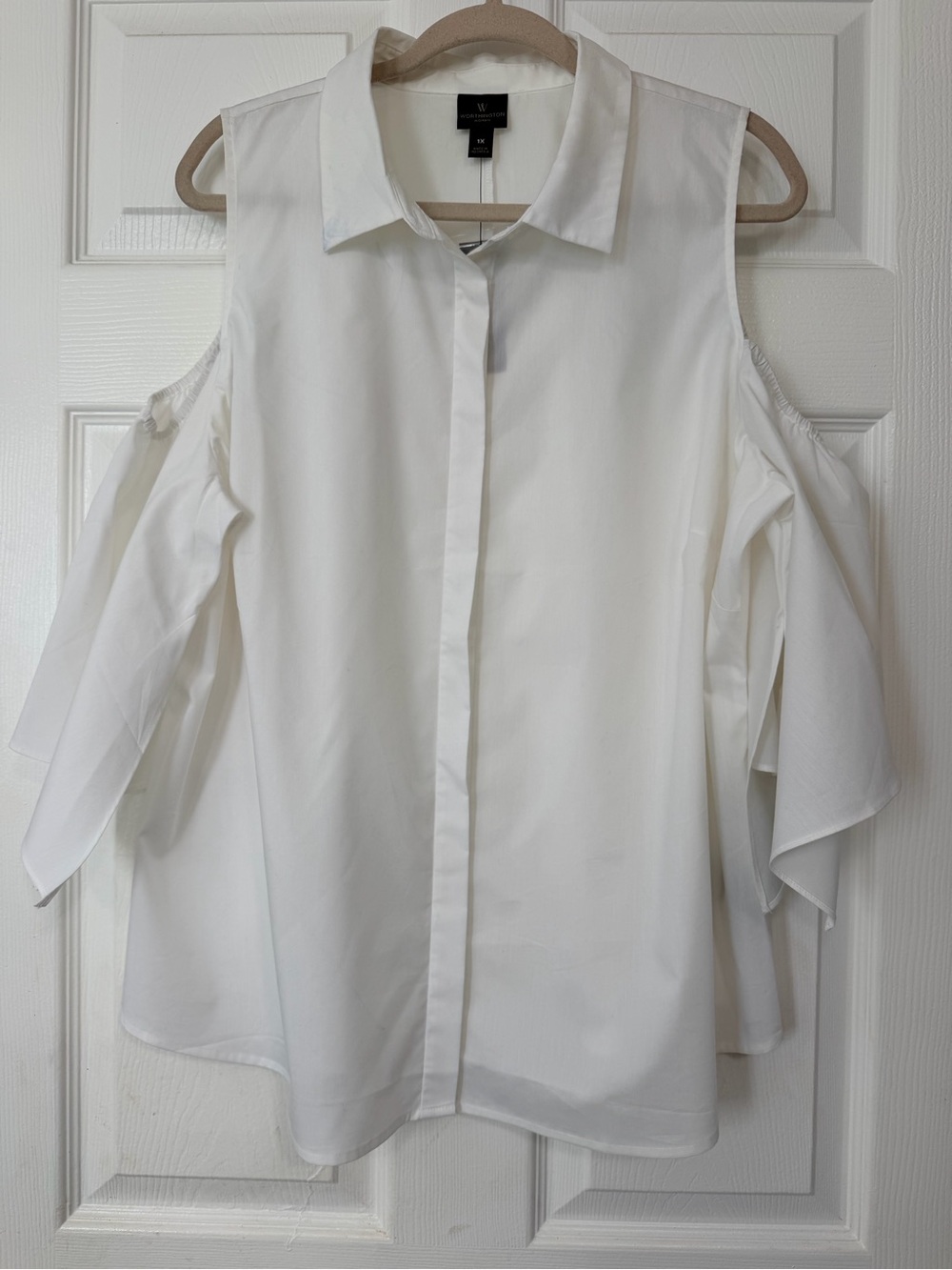Worthington White Cold-Shoulder Button Front Blouse. Size 1X